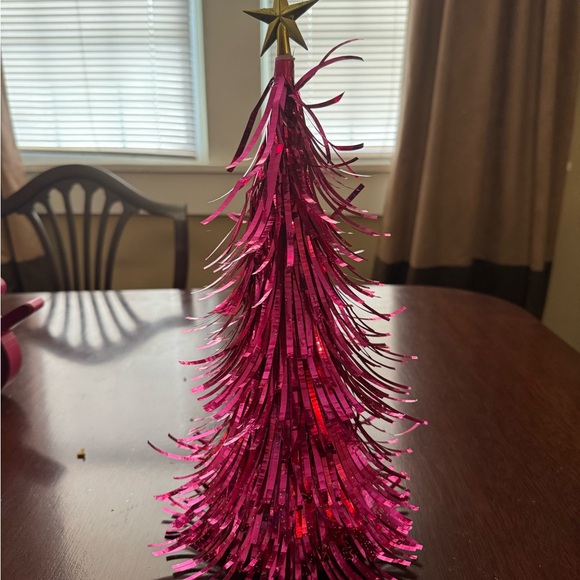 Vibrant Pink 'Cheers' Sign with Purple Tinsel Trees - Picture 3 of 4